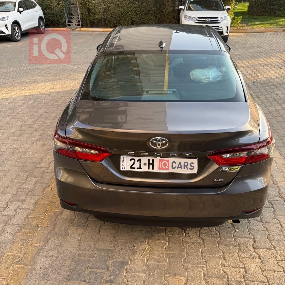 تۆیۆتا کامری